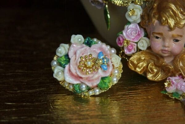 SOLD! 2993 Massive Duel Finger Ring Art Nouveau Hand Painted Flower Pearl Cocktail Ring