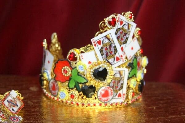SOLD! 3017 Playing Cards Baroque Crown Runway 2018 - Image 8