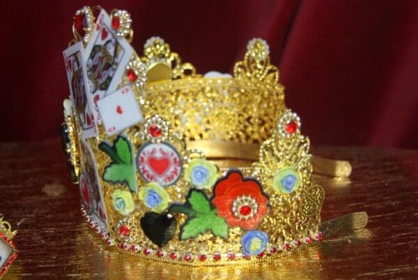 SOLD! 3017 Playing Cards Baroque Crown Runway 2018 - Image 9
