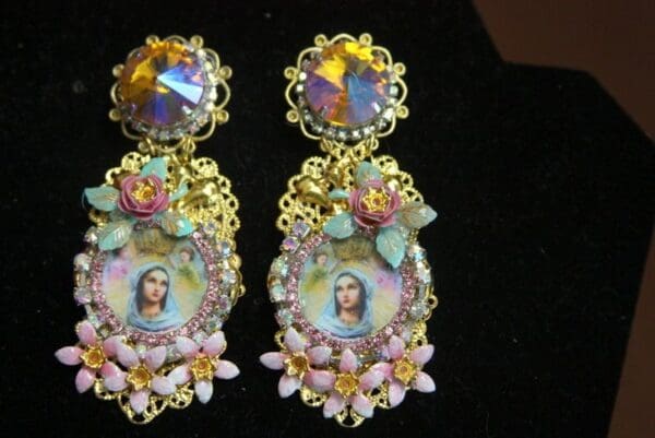 SOLD! 3083 Virgin Mary Hand Painted Flowers Crystal Cameo Earrings - Image 3