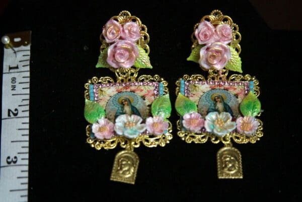 SOLD! 3101 Virgin Mary Hand Painted Flower Cameo Heart Studs Earrings - Image 4