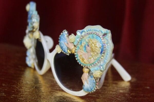 SOLD! 3121 Victorian Funky Hand Painted Shoe Cameo Embellished Sunglasses - Image 6