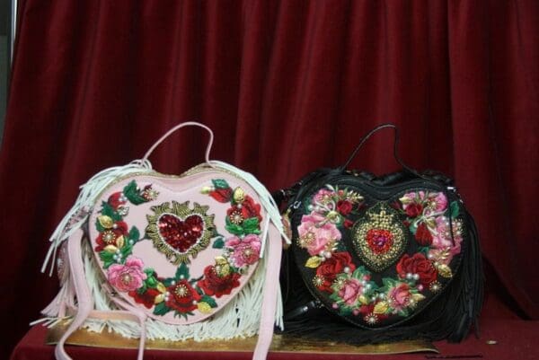 SOLD! 3131 Baroque Heart Shape Applique White Fringe Handbag Crossbody - Image 6
