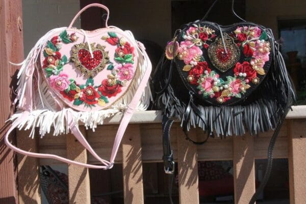 SOLD! 3131 Baroque Heart Shape Applique White Fringe Handbag Crossbody - Image 7