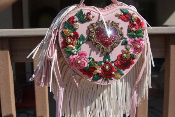 SOLD! 3131 Baroque Heart Shape Applique White Fringe Handbag Crossbody - Image 8