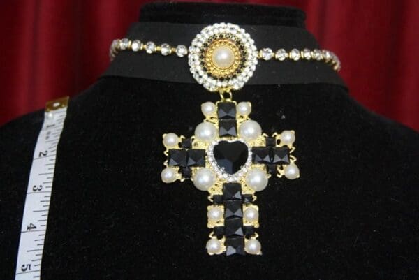 SOLD! 3192 Total Baroque Massive Black Crystal Pearl Cross Choker - Image 5