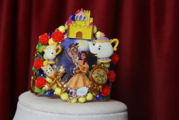 SOLD! 3213 Set Of Beauty And The Beast Adorabl Cuff+ Earrings - Image 7
