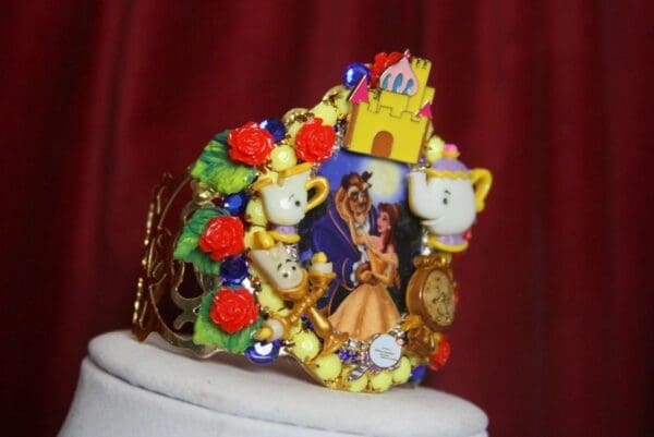 SOLD! 3213 Set Of Beauty And The Beast Adorabl Cuff+ Earrings - Image 8