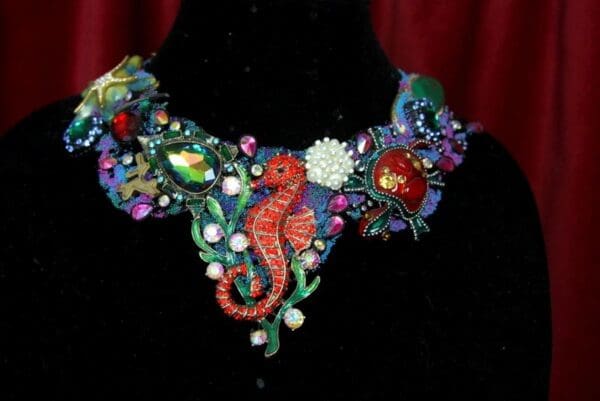SOLD! 3234 Nautical Ctystal Seahorse Turtle Seastar Necklace - Image 2
