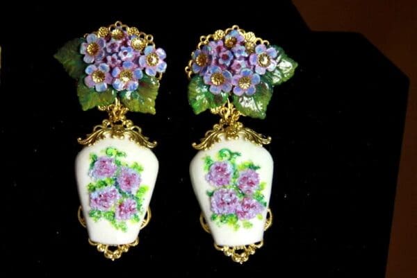 SOLD! 3251 Baroque Vase Hydrangea Leaf Stunning Hand Painted Victorian Earrings Studs - Image 7