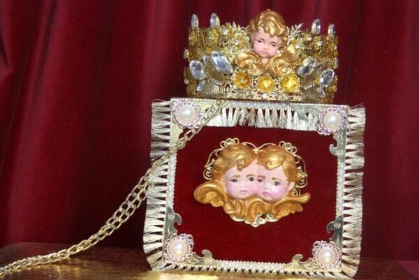 SOLD! 3253 Total Baroque Hand Painted Cherubs Roses Trunk Handbag - Image 5