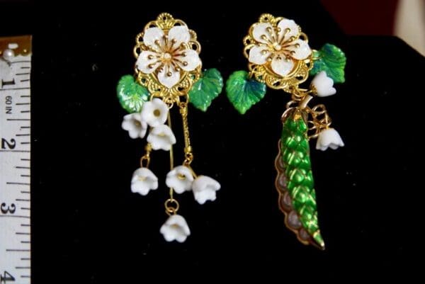 SOLD! 3286 Irregular Hand Painted Enamel Green Peas Studs Earrings - Image 2