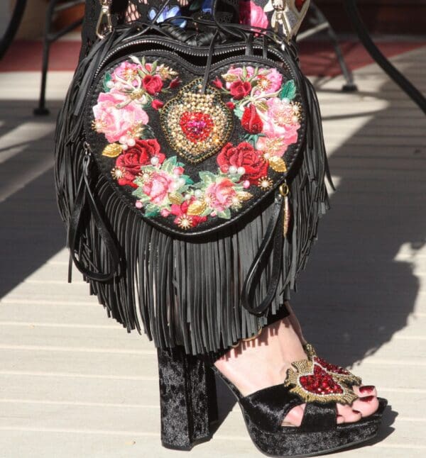 SOLD! 3132 Black Baroque Heart Shape Applique White Fringe Handbag Crossbody - Image 2