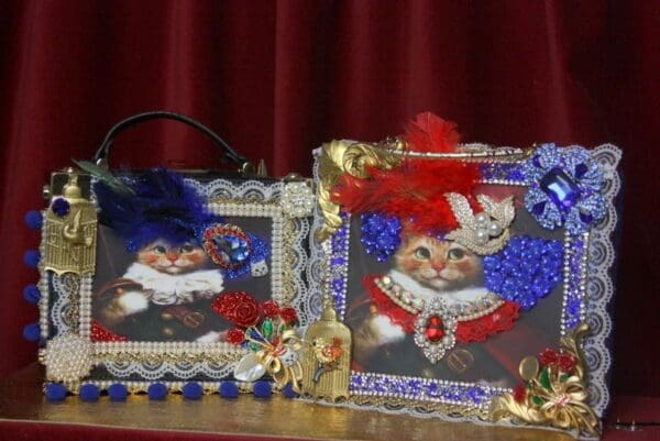 SOLD! 3320 Minime Adorable Victorian Cat Lace Embellished Crossbody Handbag