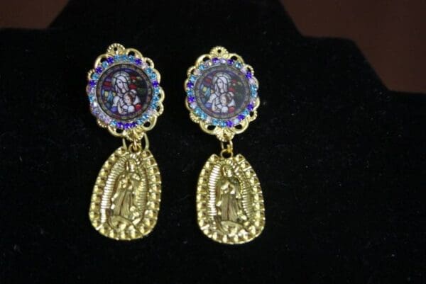 SOLD! 3337 Virgin Mary Cameo Coin Rhinestone Elegant Statement Earrings Studs - Image 4