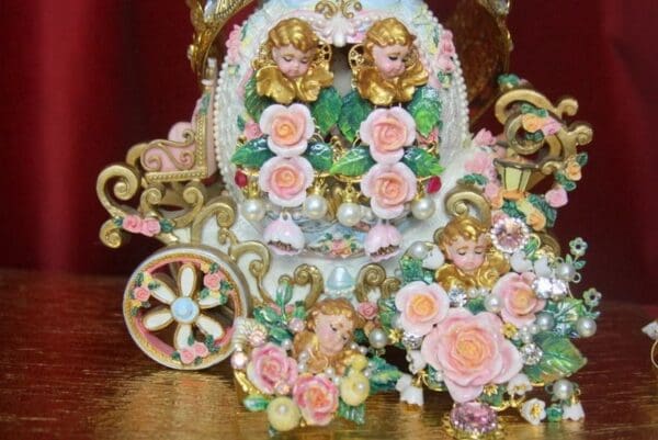 SOLD! 3355 Total Baroque Hand Painted Massive Cherub Angel Roses Pearl Earrings Studs - Image 7