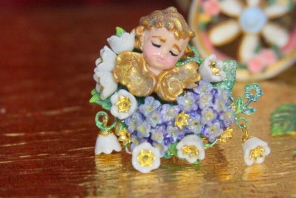 SOLD! 3356 Total Baroque Hand Painted Cherub Hydrangea Putti Flowers Ring - Image 8