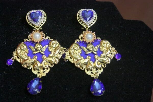 SOLD! 3395 Total Baroque Cherub Blue Heart Gold Curves Dangle studs Earrings - Image 9
