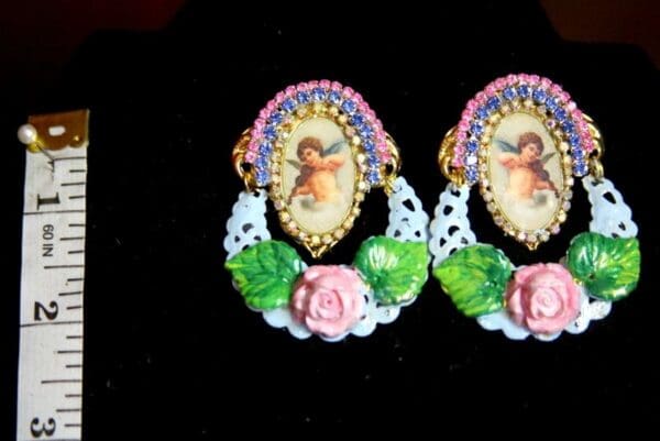 SOLD! 3404 Cupid Victorian Adorable Valentine Hand Painted Pearl Flower Earrings - Image 4