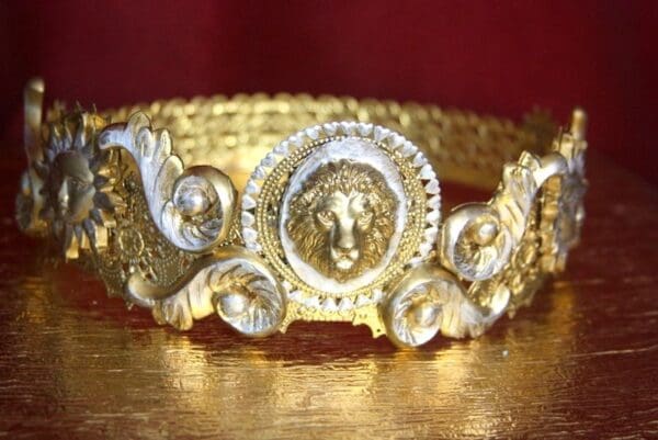 SOLD! 3413 Medieval Lion Silver Gold Full Crown - Image 3