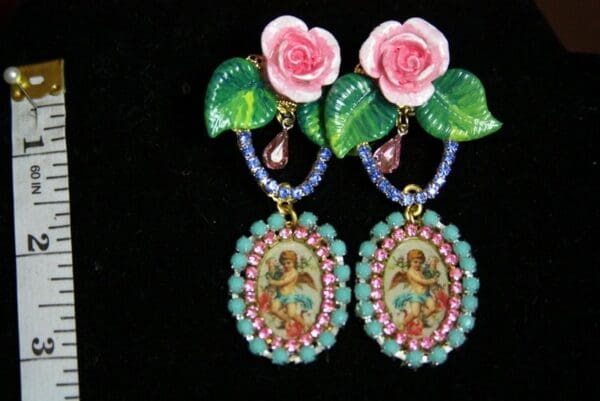 SOLD! 3432 Victorian Adorable Valentine Hand Painted Flower Earrings - Image 7