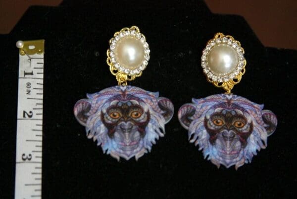 SOLD! 3463 Monkey Pearl Studs Earrings - Image 5