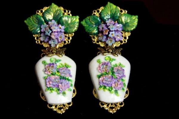 SOLD! 3471 Sicilian Vase Hand Painted Flower Earrings - Image 3