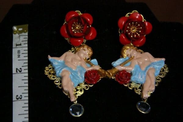 SOLD! 3483 Total Baroque Faced Hand Painted Rose Cherubs Angel Studs Earrings - Image 7
