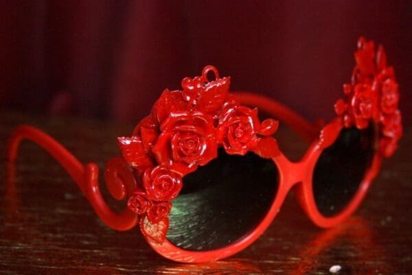 SOLD! 3485 Baroque Rococo Red Enamel Embellished Flower Sunglasses - Image 8