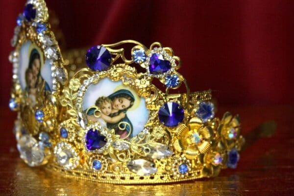 SOLD! 3501 Set Of Virgin Mary Madonna Cameo Blue Crystal Stunning Crown+ Earrings - Image 4