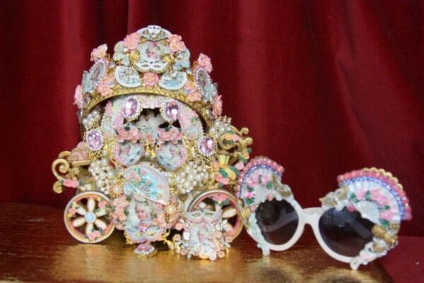 SOLD! 3543 Set Of Marie Antoinette Fan Vintage Style Pearl Necklace+ Earrings - Image 4