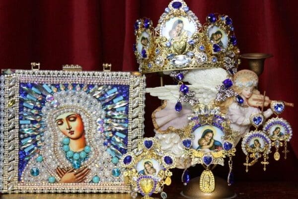 SOLD! 3545 Set Of Virgin Mary Madonna Blue Crystal Butterfly Unique Huge Brooch+ Earrings - Image 9