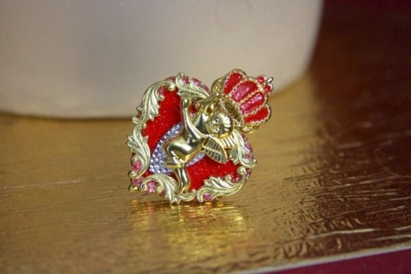 SOLD! 3569 Baroque Royal Cherub Red Heart Crown Adjustable Cocktail Ring - Image 9
