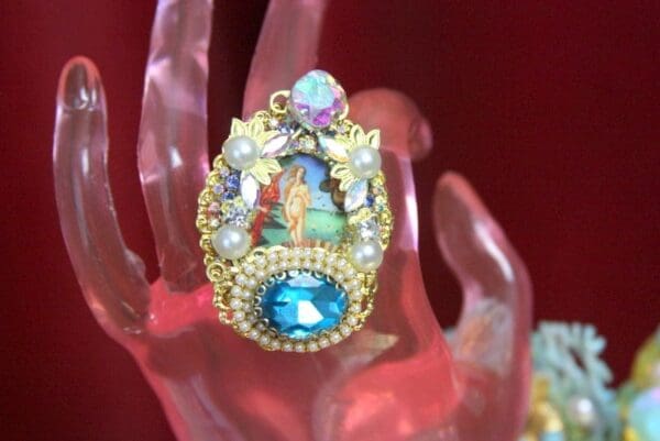 SOLD! 3575 Birth Of Venus Huge Cocktail Shell Pearl Adjustable Ring - Image 3