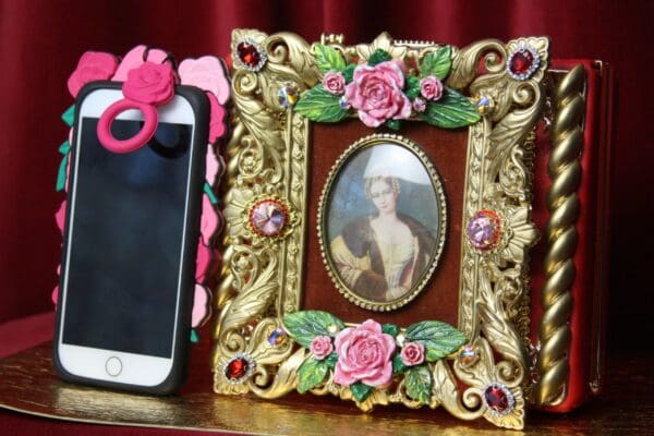 SOLD! 3587 Hand Painted Victorian Cameo Frame Roses Vintage Style Handbag Trunk - Image 8