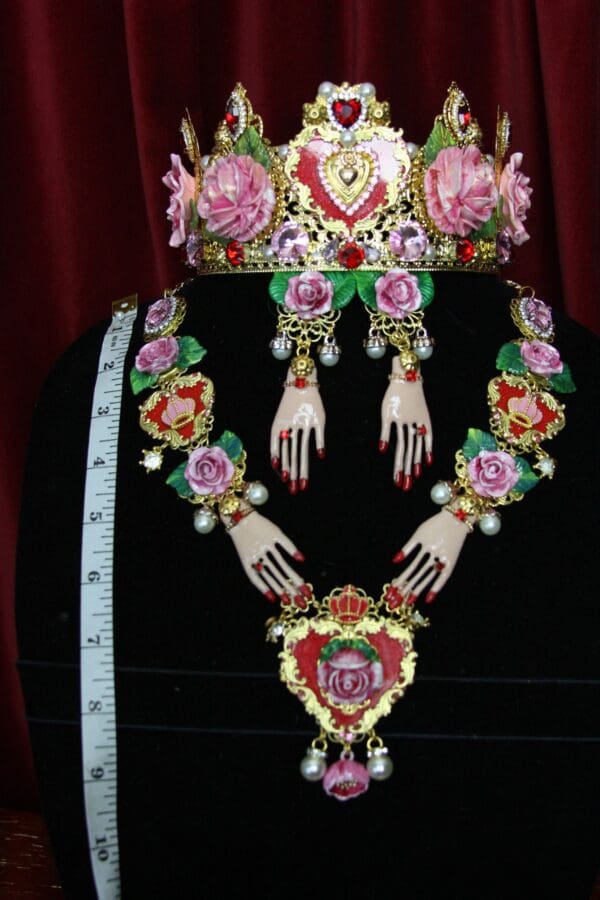 SOLD! 3585 Set Of Hand Painted Roses Hands Red Pearl Necklace+ Earrings - Image 8