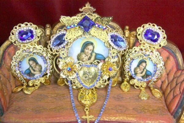 SOLD! 3591 Set Of Virgin Mary Madonna Blue Crystal Unique Huge Brooch+ Earrings