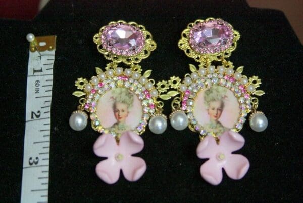SOLD! 3598 Young Marie Antoinette Pink Crystal Hand Painted Leaf Rose Elegant Earrings Studs - Image 8