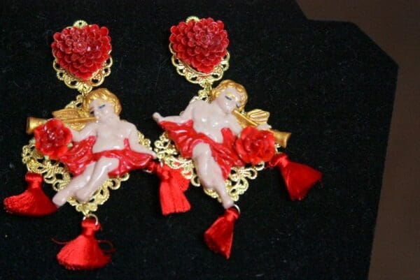 SOLD! 3605 Total Baroque Faced Hand Painted Red Rose Cherubs Angel Studs Earrings - Image 7