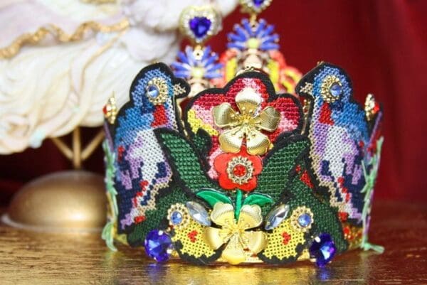 SOLD! 3627 Set Of Earrings + Unusual Baroque Birds Flower Applique Crystal Headband - Image 7