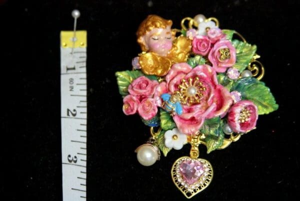 SOLD! 3639 Total Baroque Hand Painted Pearl Crystal Cherub Huge Brooch - Image 7