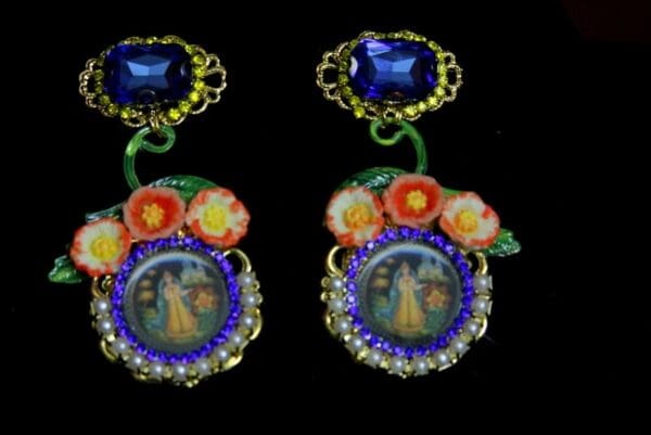SOLD! 3655 Russian Fairytale Cameo Blue Crystal Earrings Studs - Image 7