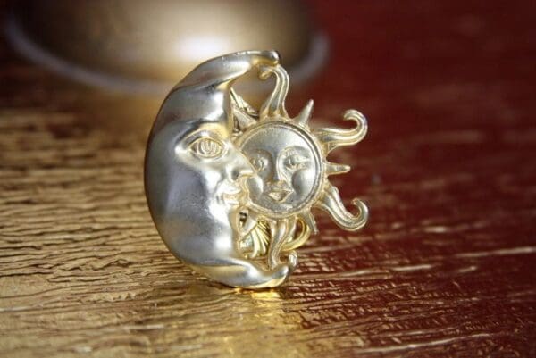 SOLD! 3658 Massive Sun Moon Metal Adjustable Cocktail Ring