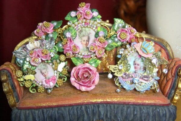 SOLD! 3667 Hand Painted Young Marie Antoinette Butterfly Adjustable Cocktail Huge Ring - Image 5