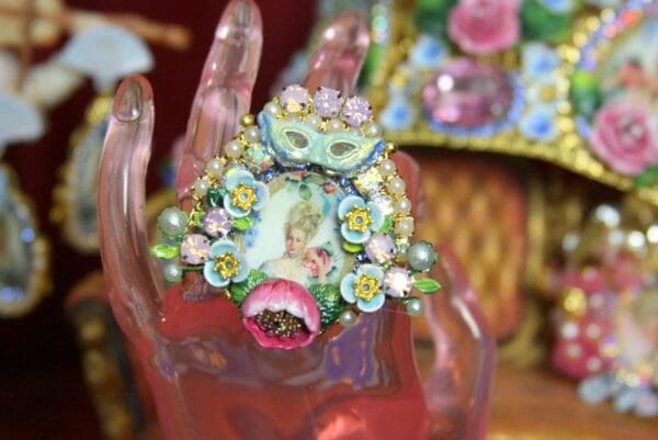 SOLD! 3677 Hand Painted Young Marie Antoinette Butterfly Adjustable Cocktail Huge Ring - Image 4