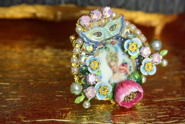 SOLD! 3677 Hand Painted Young Marie Antoinette Butterfly Adjustable Cocktail Huge Ring - Image 6