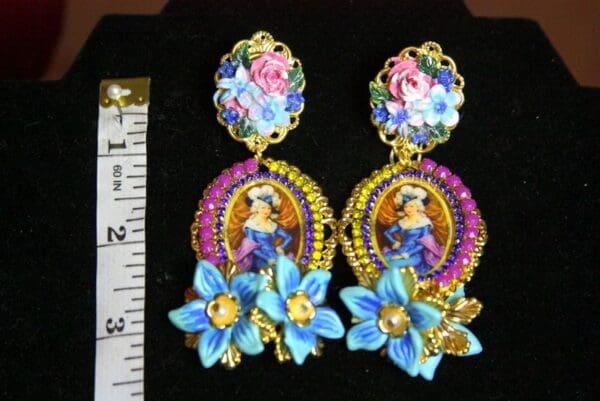 SOLD! 3691 Juicy Colors Victorian Lady Cameo Dangle Flowers Earrings Studs - Image 8