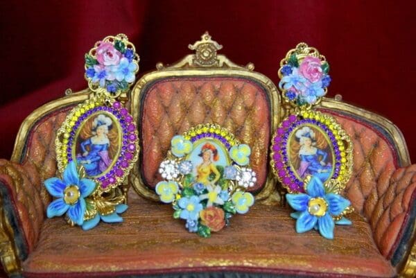 SOLD! 3692 Juicy Colors Hand Painted Victorian Lady Adjustable Cocktail Huge Ring - Image 6