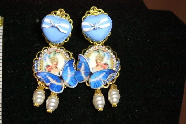 SOLD! 3697 Young Marie Antoinette Blue Butterfly Pearl Elegant Earrings Studs - Image 3
