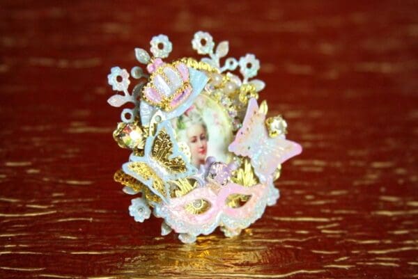 SOLD! 3706 Hand Painted Marie Antoinette Butterfly Adjustable Cocktail Huge Ring - Image 3